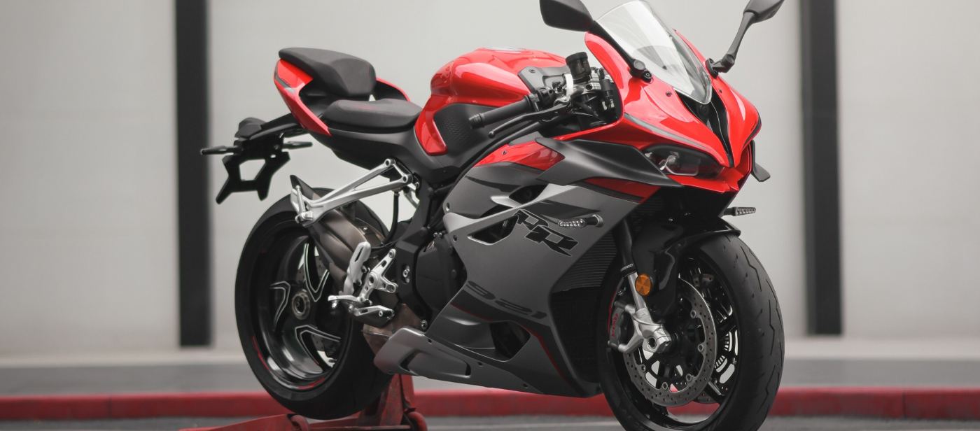 Bennetts Motorcycles QJ 921